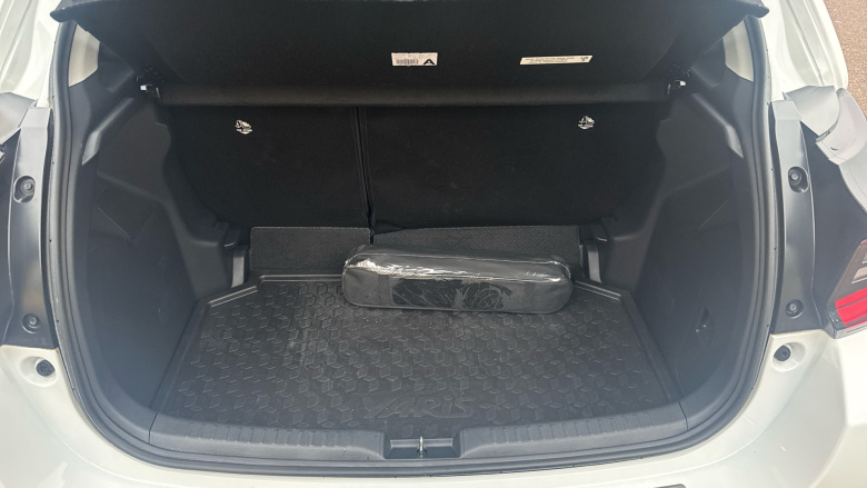 Toyota Yaris 1.5 Hybrid Design 5dr CVT Hybrid Hatchback